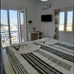 Adriana * Парос