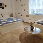 Adriana * Парос