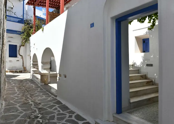 Daire Adriana Páros